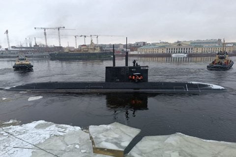 подлодка «Великие Луки» проекта 677 «Лада»