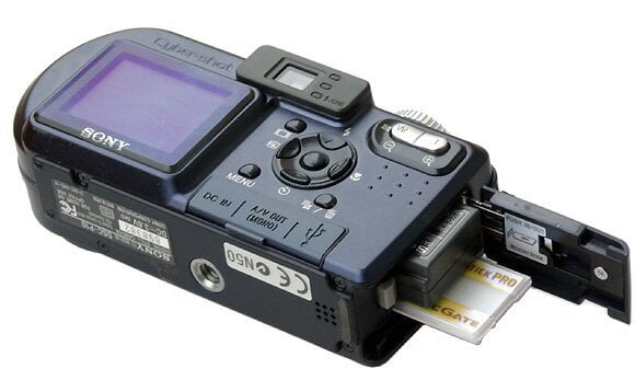 Sony DSC-P10
