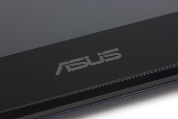 Дизайн планшета ASUS Memo Pad HD 7
