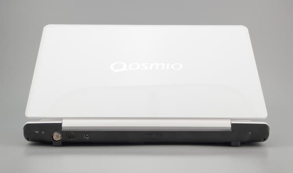 Ноутбук Toshiba Qosmio F750 с 3D-экраном