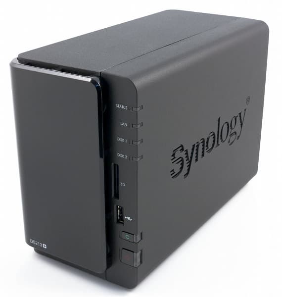 Внешний вид Synology DS213+ Внешний вид Synology DS213+