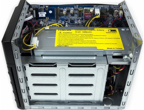 Конструкция Thecus N4800