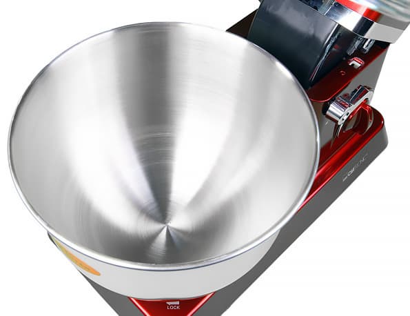 Кухонный комбайн (планетарный миксер) Clatronic KM 3630