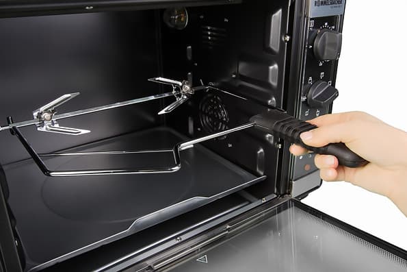 Компактная электрическая духовка Rommelsbacher BG 1550 с грилем и конвекцией