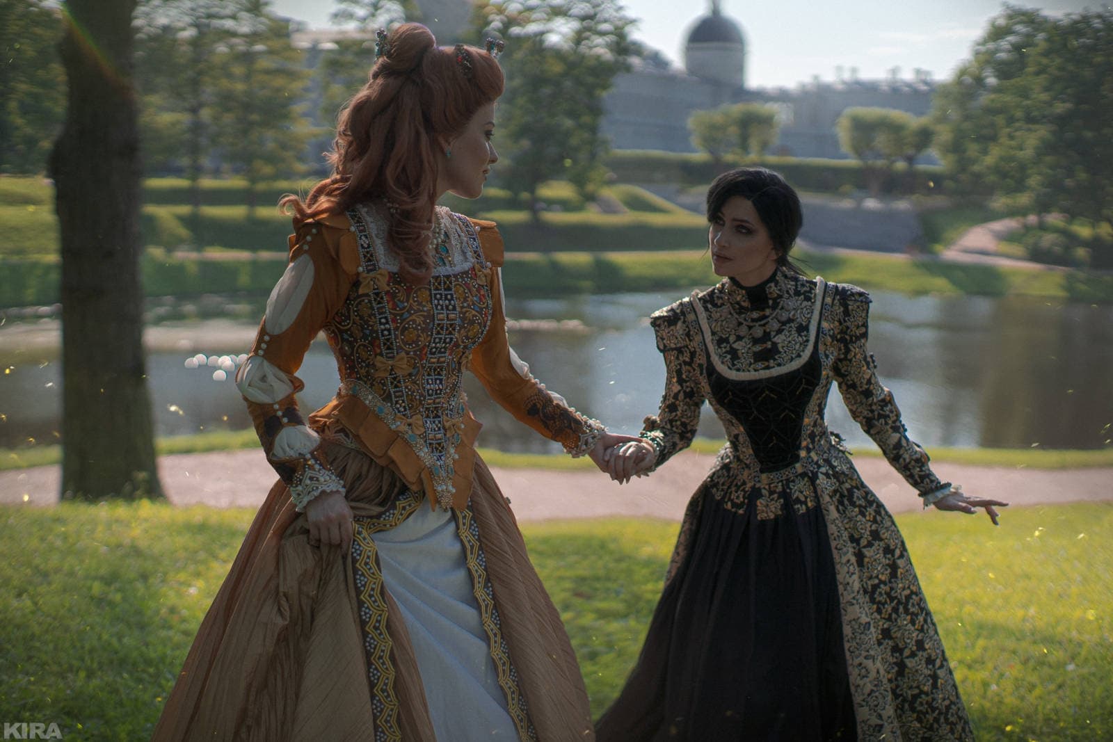  Photographer: KIRA photoarts | Kira Mitenkova. Cosplayers: torieaesth and Maria Negoduet 