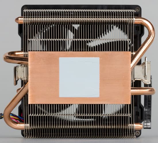 AMD Coolers 2016 - AMD Wraith, вид снизу AMD Coolers 2016 - AMD Wraith, вид снизу
