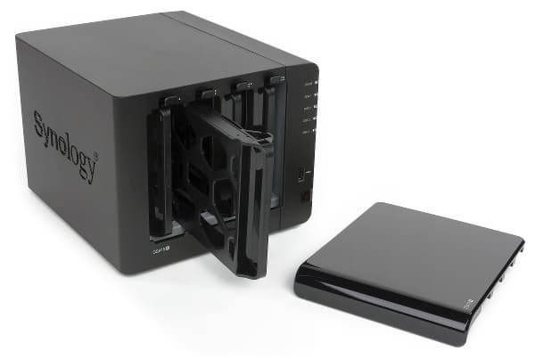 Внешний вид Synology DS415+