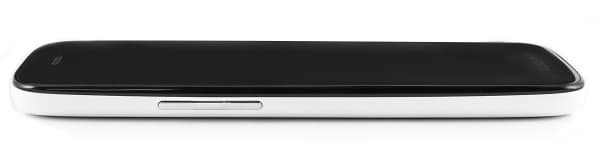 Обзор Sharp Aquos Phone SH930W