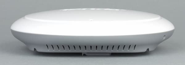 Внешний вид точки доступа Tenda W301A Внешний вид точки доступа Tenda W301A