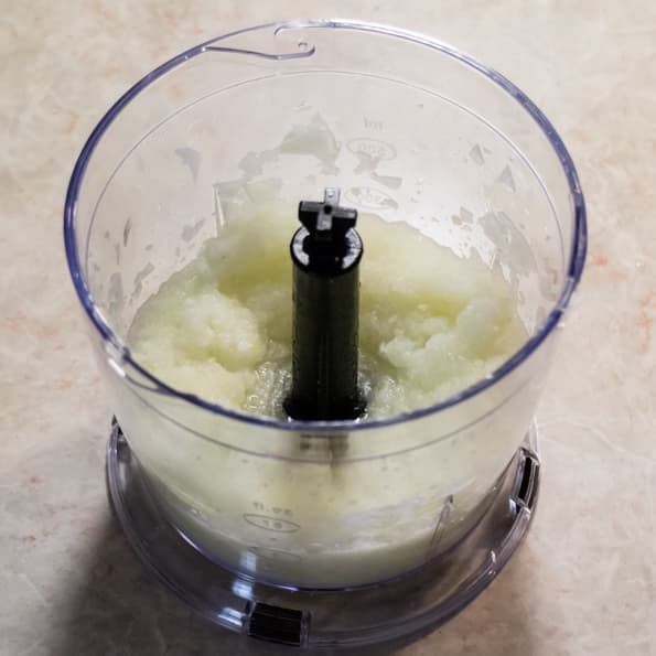 Ручной погружной блендер Redmond RHB-CB2930