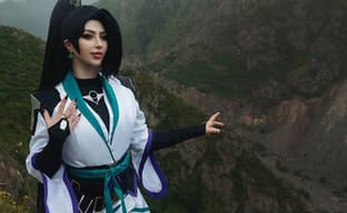 На защите команды: косплеерша предстала в образе агента Sage из Valorant