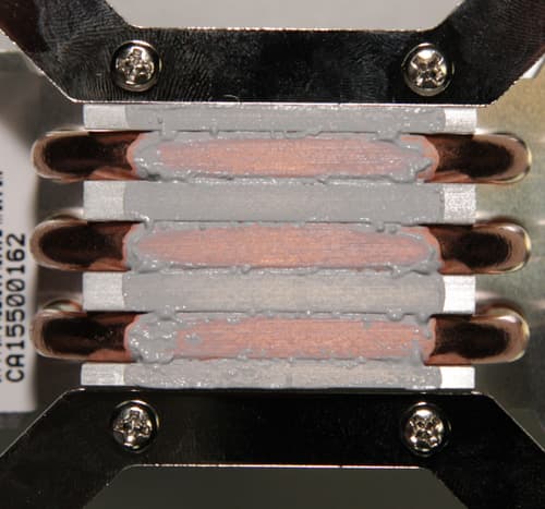 SilverStone AR07 и AR08, распределение термопасты