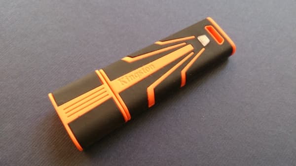 обзор смартфона Sony Xperia ZL