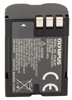 OLYMPUS E-300