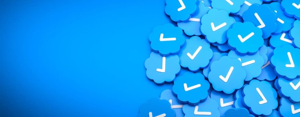 Галку всем. Глава Epic Games похвалил Twitter за новую политику с платной синей галочкой