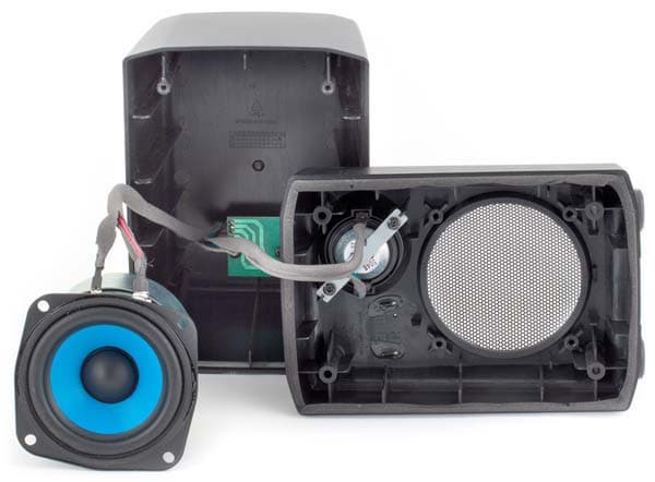 Сателлиты Corsair SP2500 Сателлиты Corsair SP2500