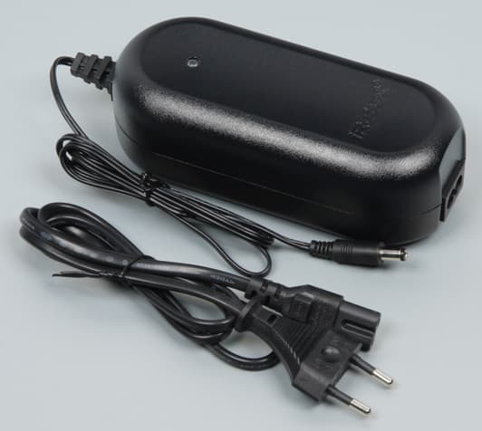 Моющий робот-пылесос iRobot Scooba 450, внешний БП