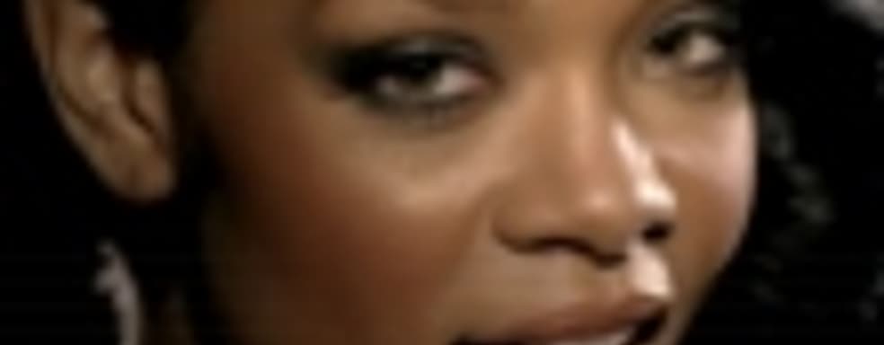 Слух: Sony анонсирует SingStar Dance на Е3