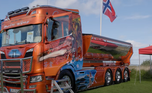 Нынешние и будущие грузовики Euro Truck Simulator 2 в реальности. SCS Software показала офлайн-ивенты с 4D-симулятором тягача и кастомными моделями