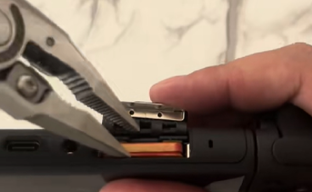 Blogger Almost Broke Switch 2 — Operation Required to Extract Painted Donkey Kongs Bananza Cartridge