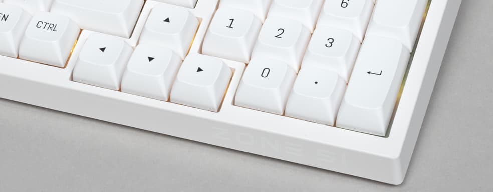 Обзор клавиатуры Zone 51 Garnet: очень тихий и очень белый «гранат»