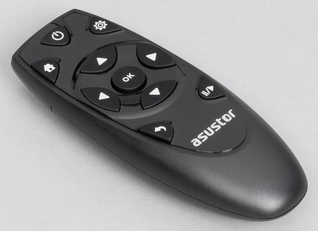 Внешний вид пульта Asustor AS-RC10 Внешний вид пульта Asustor AS-RC10
