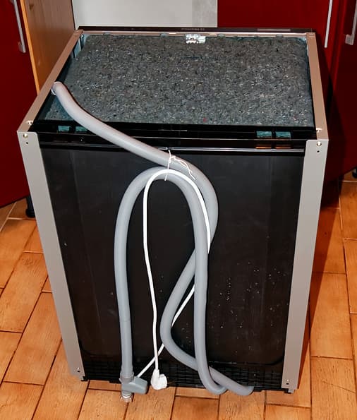 Полноразмерная встраиваемая посудомоечная машина Hansa ZIM 688 EH