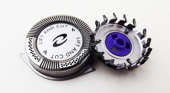 Роторная электробритва Remington XR1330