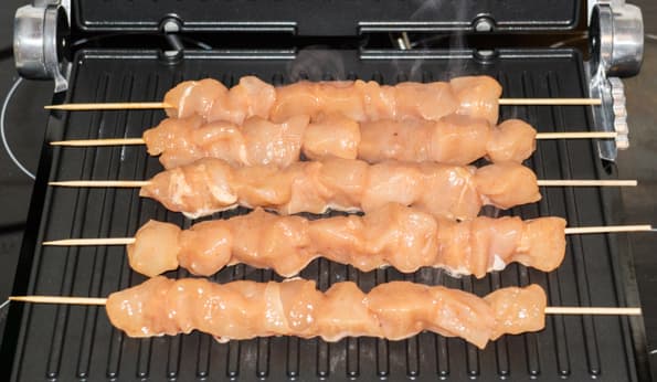 Электрический контактный гриль Kitfort KT-1601