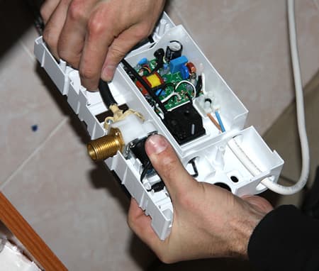 Сушилка для рук Dyson Airblade Tap AB09. Установка Сушилка для рук Dyson Airblade Tap AB09. Установка