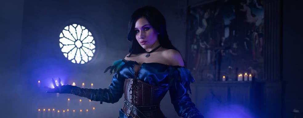 Чародейка из Венгерберга: модель показала косплей Йеннифэр из The Witcher 3: Wild Hunt