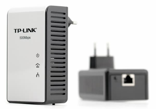 Внешний вид TP-Link TL-PA511KIT Внешний вид TP-Link TL-PA511KIT