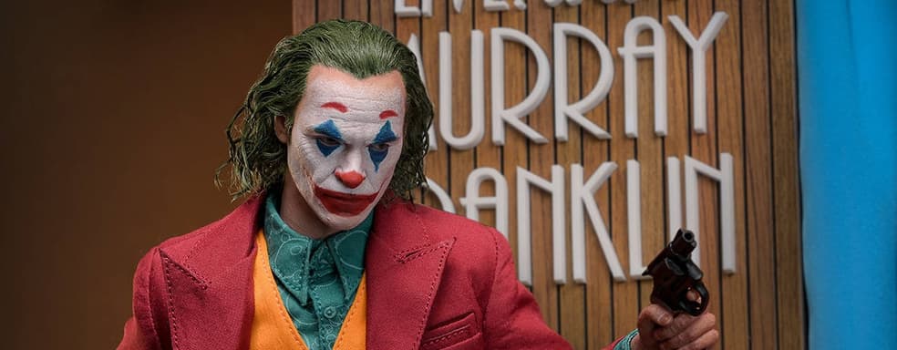 (18+) «Достаточно одного плохого дня…»: Hot Toy выпустила новую фигурку Джокера из одноименного фильма