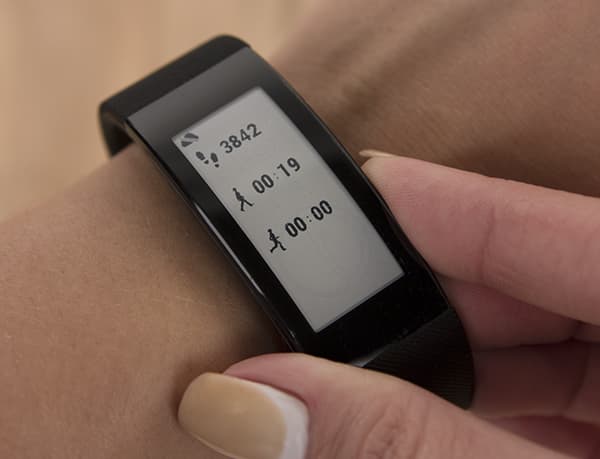 Умный браслет Sony SmartBand Talk SWR30 Умный браслет Sony SmartBand Talk SWR30