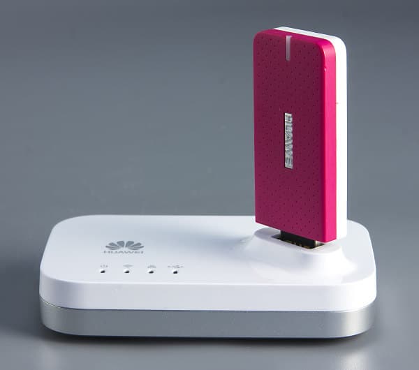 Внешний вид роутера Huawei AF23 Внешний вид роутера Huawei AF23