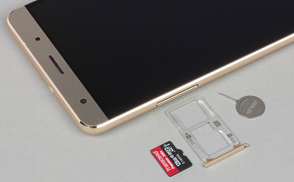 смартфон Asus Zenfone 3 Deluxe