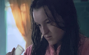 В сериале The Last of Us показали тампоны и менструальную чашу. Оказывается, это репрезентация игровых механик