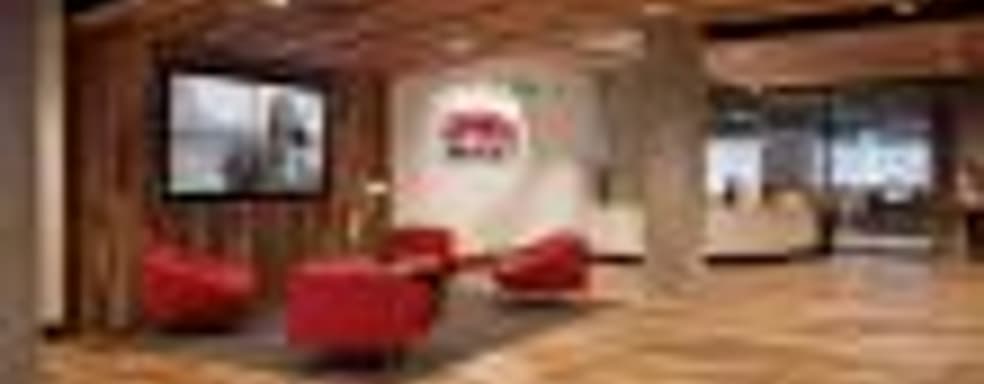 Разработчики Guild Wars 2 планируют массовые сокращения