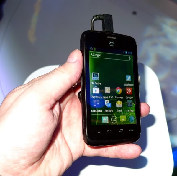 Мобильные новинки CES 2013