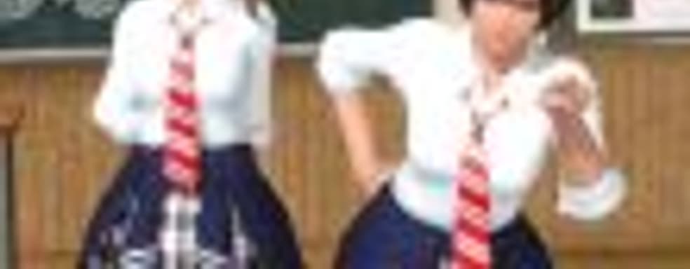 Красавицы в школьной форме в ролике Dead or Alive Xtreme: Venus Vacation