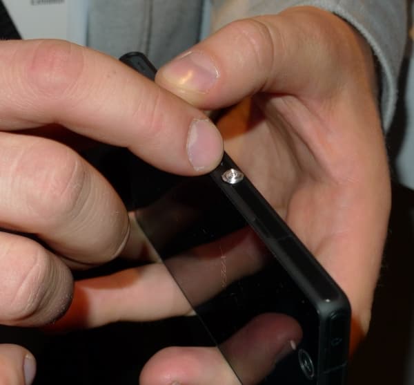 Мобильные новинки CES 2013