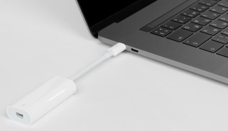 15-дюймовый ноутбук Apple MacBook Pro (Late 2016)