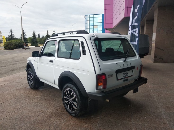 LADA Niva Sport