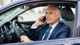 Бектенов заявил о «мертвых зонах» из-за проблем со связью на некоторых дорогах в Казахстане