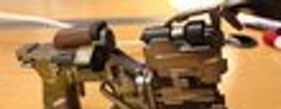 Фотографии Plasma Cutter из «коллекционки» Dead Space 2