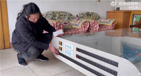 27000000 мА·ч и 60 разъемов для подключения зарядных устройств. В Китае создали огромный «мобильный» аккумулятор