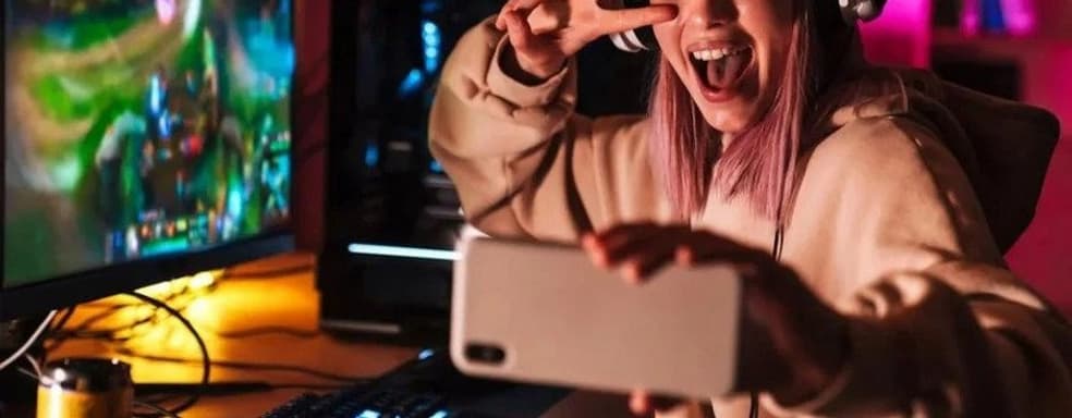 Исследование показало, что доля консольных игроков в России продолжает падать, а девушки стали чаще играть на ПК