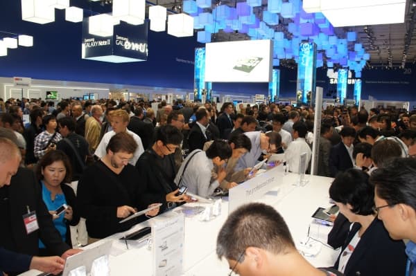 Мобильные новинки IFA 2012