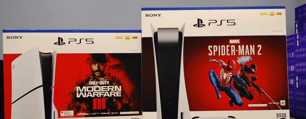 PS5 Slim bundled with Modern Warfare 3 is now available in stores
