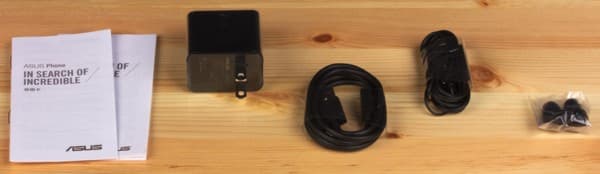 Смартфон Asus Padfone S Смартфон Asus Padfone S